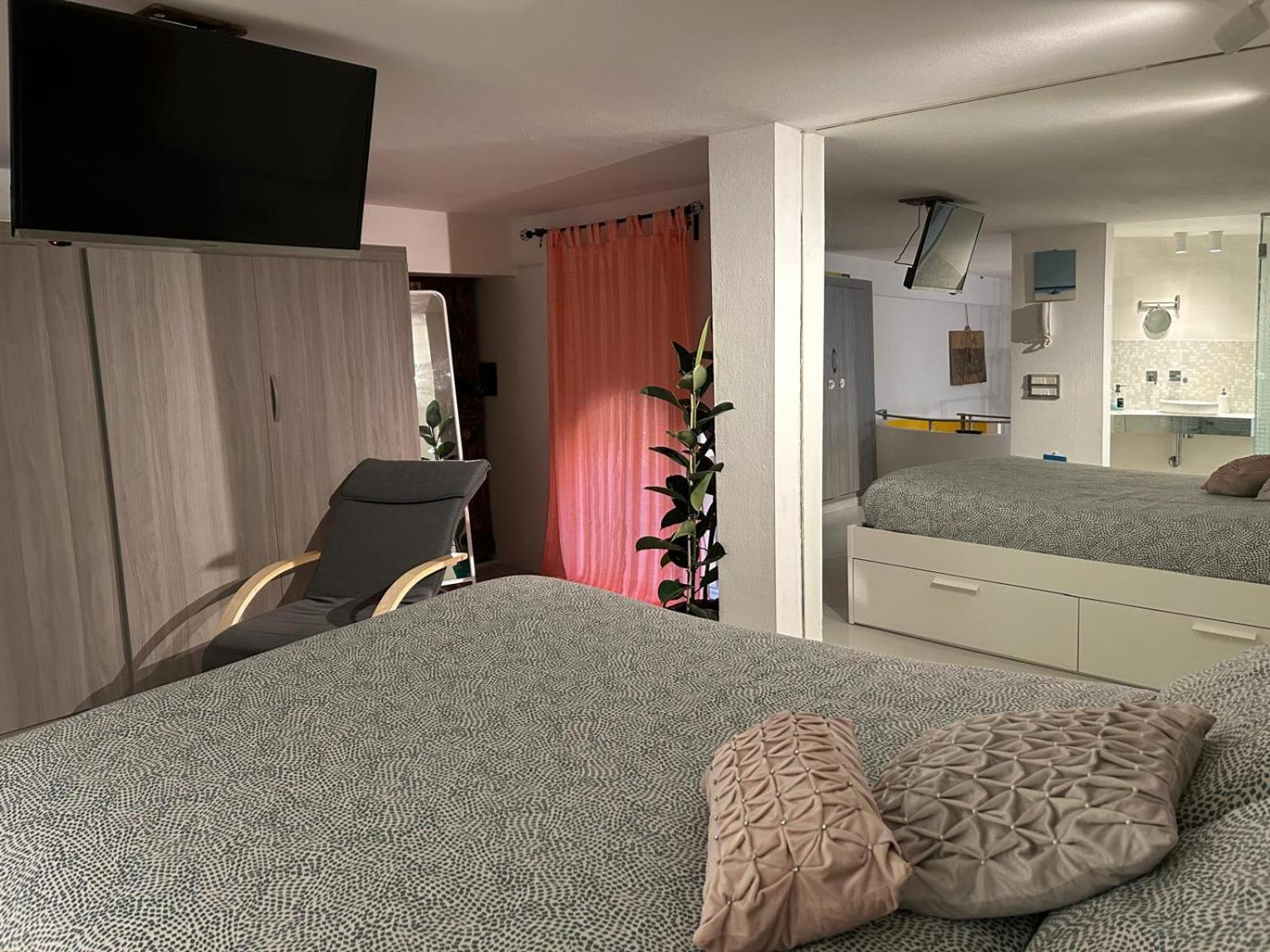 Loft 42 Apartment Pisa Bagian luar foto